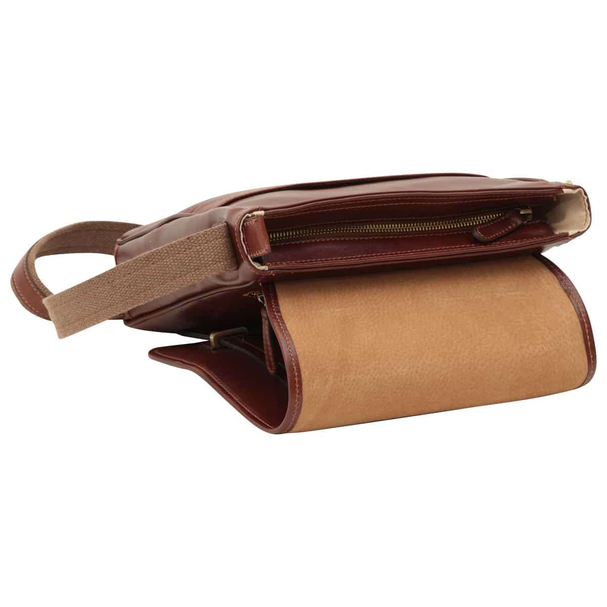 Medium leather bag with double magnetic closure - Brown  | 406589MA UK | Old Angler Firenze