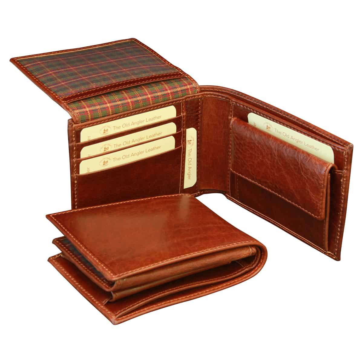 Leather Bifold wallet with coin pocket - Brown | 801105MA | EURO | Old Angler Firenze